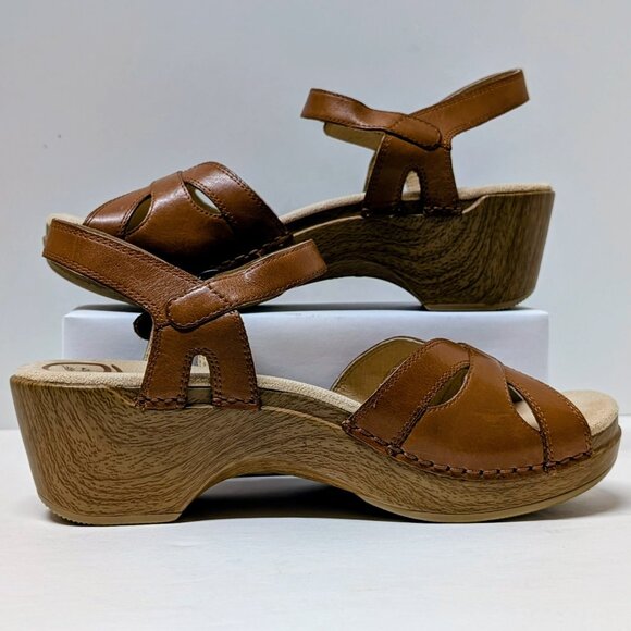 Dansko Season Camel Full Grain Sandal - Picture 7 of 16